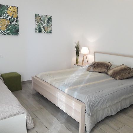Villaggio Esmera Desenzano del Garda Luaran gambar
