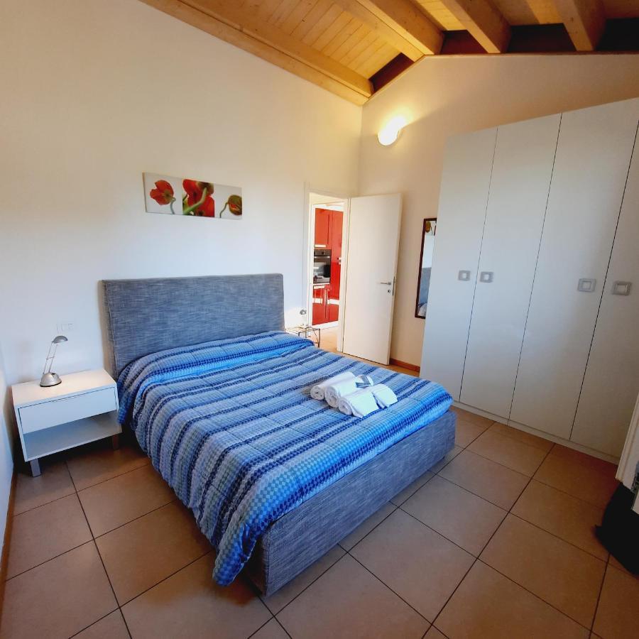 Villaggio Esmera Desenzano del Garda Luaran gambar