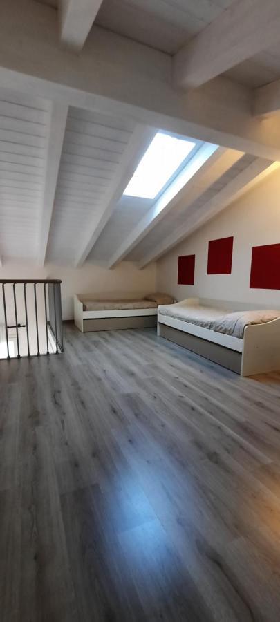 Villaggio Esmera Desenzano del Garda Luaran gambar